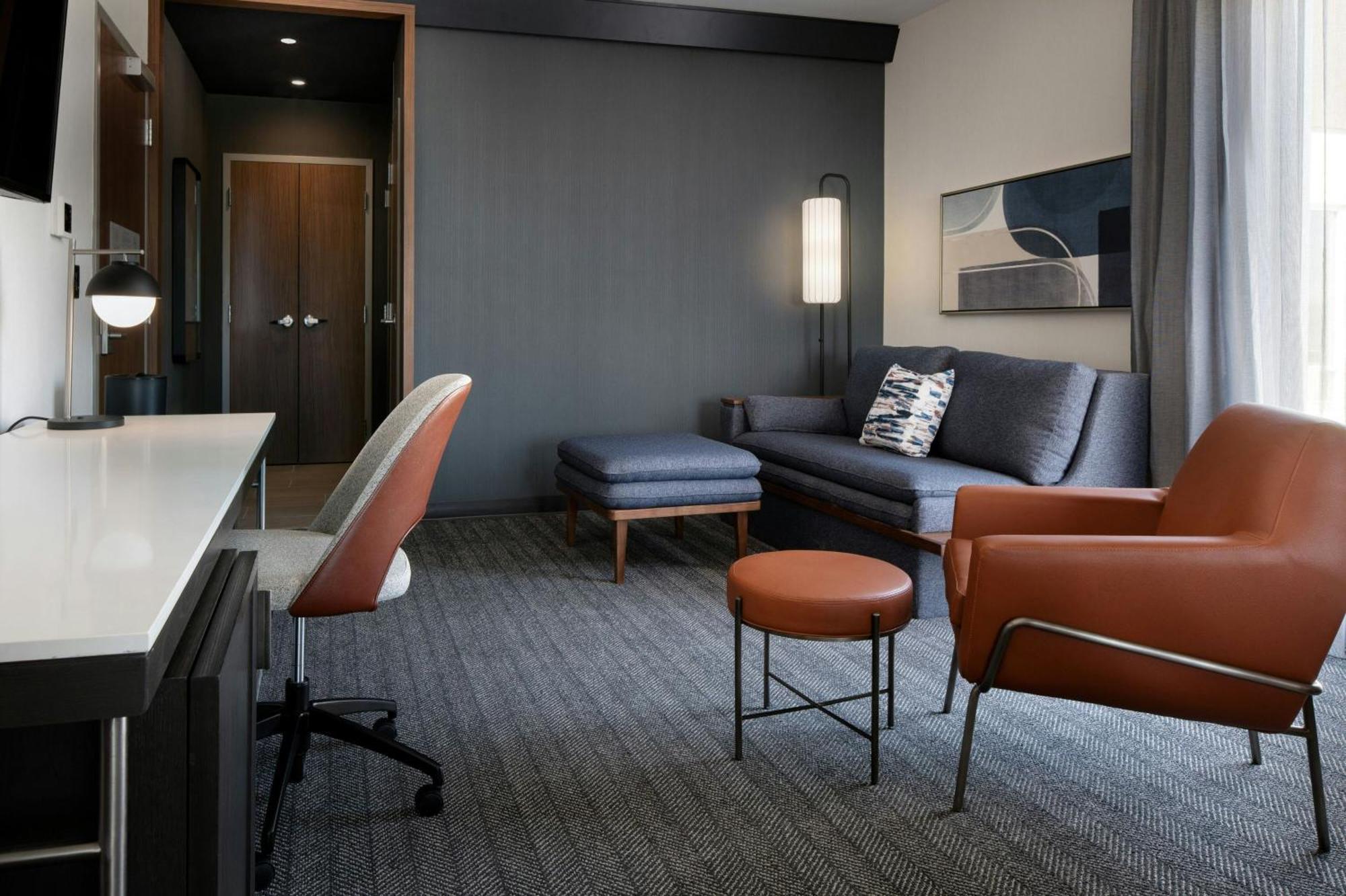 Courtyard By Marriott Fresno Clovis Hotel Bagian luar foto